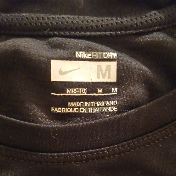 Women's Nike Black Sleeveless Muscle Tee - Picture 2 of 8